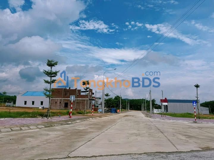 Đất Tái Định Cư Chân Sơn, Yên Sơn 160m² Sổ Sẵn - Sẵn Sàng Giao Dịch