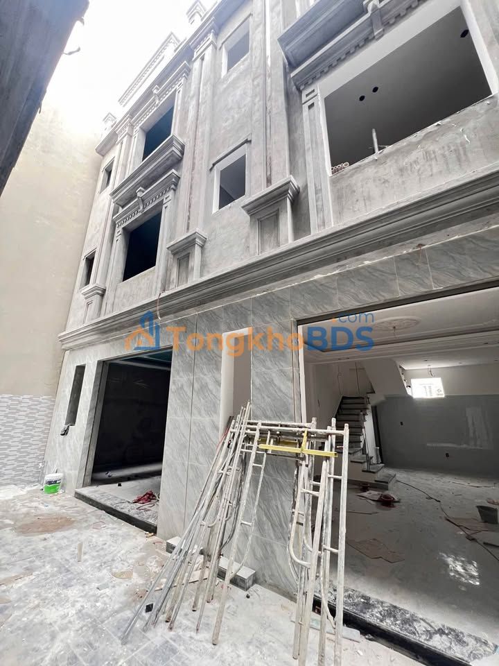 Nhà Phố Phương Lưu, Hải An - 42m² Mặt Tiền Rộng, Giá 3.2 Tỷ