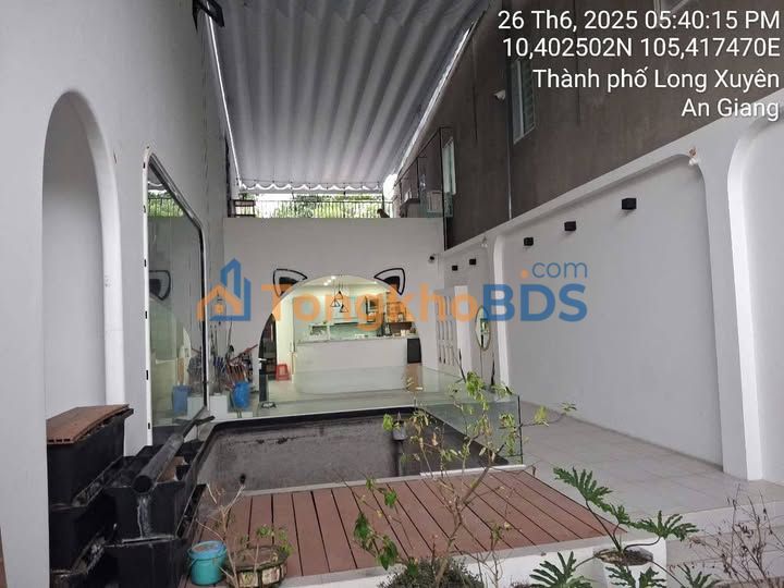 Bán Nhà 3 Tầng + Đất Bình Đức Long Xuyên 209.8m² Giá Tốt