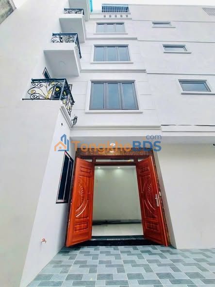 Nhà Xuân Phương 34m² giá thỏa thuận - Ô tô đỗ cổng