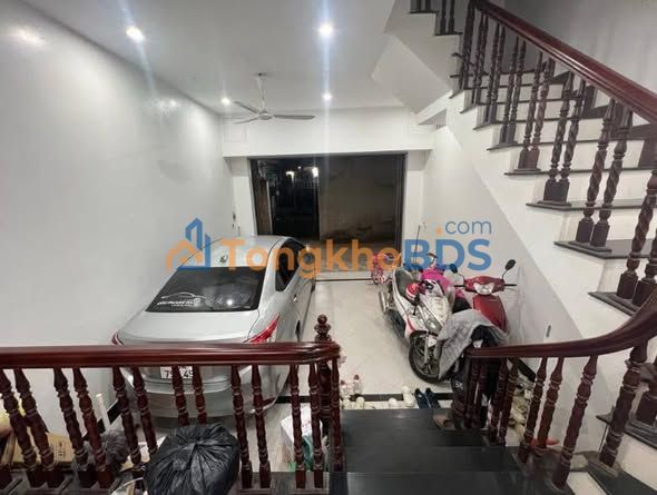Nhà 5 Tầng Phú Diễn 52m² - Ô Tô Ngủ Trong Nhà, Sổ Đỏ Chính Chủ
