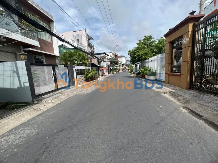 Nhà mặt tiền Long Xuyên 242m² - Tiềm năng kinh doanh