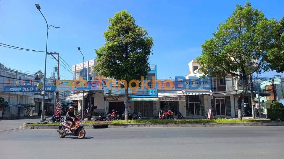 Nhà phố Ung Văn Khiêm Long Xuyên 56m² - Mặt tiền kinh doanh