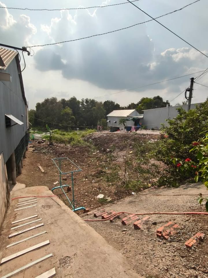 Đất Vàng Tỉnh Lộ 843, Dĩ An - 2400m² Thổ Cư Sẵn Sàng Đầu Tư