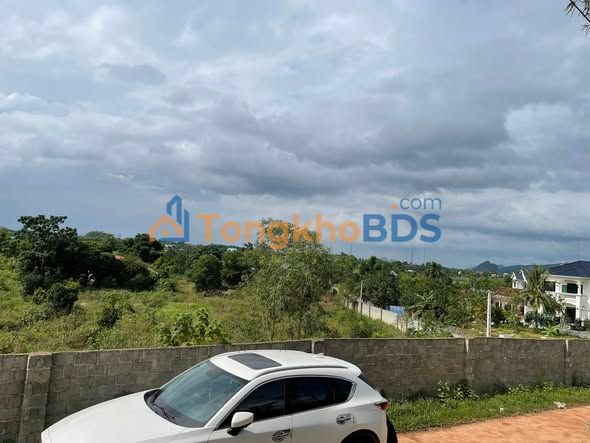 Đất nền Nam Hòa 11.000m² thuê dài hạn - Đường to ô tô