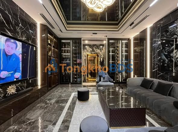 Cho Thuê Mặt Phố Lò Đúc 8 Tầng - Kinh Doanh Đa Ngành - 50 Triệu/Tháng