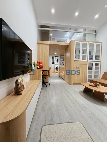 Bán Gấp Căn Hộ Tập Thể 55m² Trung Tâm Phố Cổ - 2 Tỷ Nhỉnh