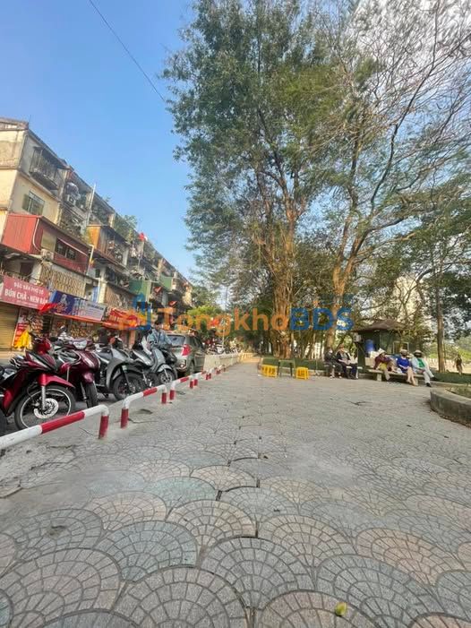 Cho thuê mặt bằng kinh doanh Tập thể Trung Tự, Đống Đa - 90m², Sẵn Sàng Kinh Doanh