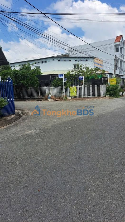 Bán Nền Hướng Tây Đường Lê Hoàn, Long Xuyên - 78.5m² Giá 1.55 Tỷ