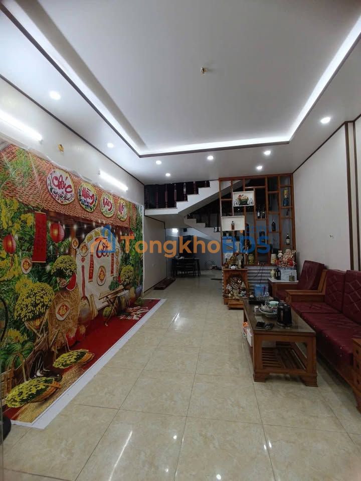 Nhà 4 Tầng 52m² Kiều Sơn, Hải Phòng - Ô tô Đỗ Cửa, Giá 3.69 Tỷ