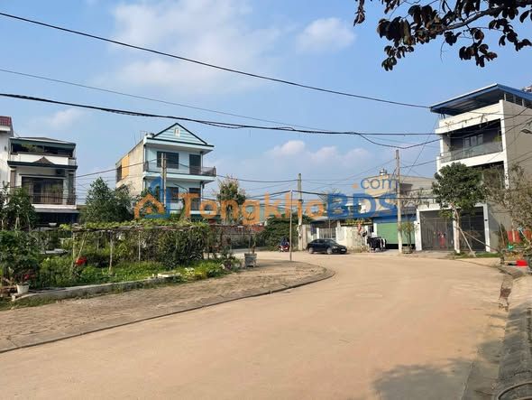 Nhà 3 Tầng 100m² Giáp BigC Phổ Yên - 6 Tỷ, Thang Máy, Vị Trí Đắc Địa