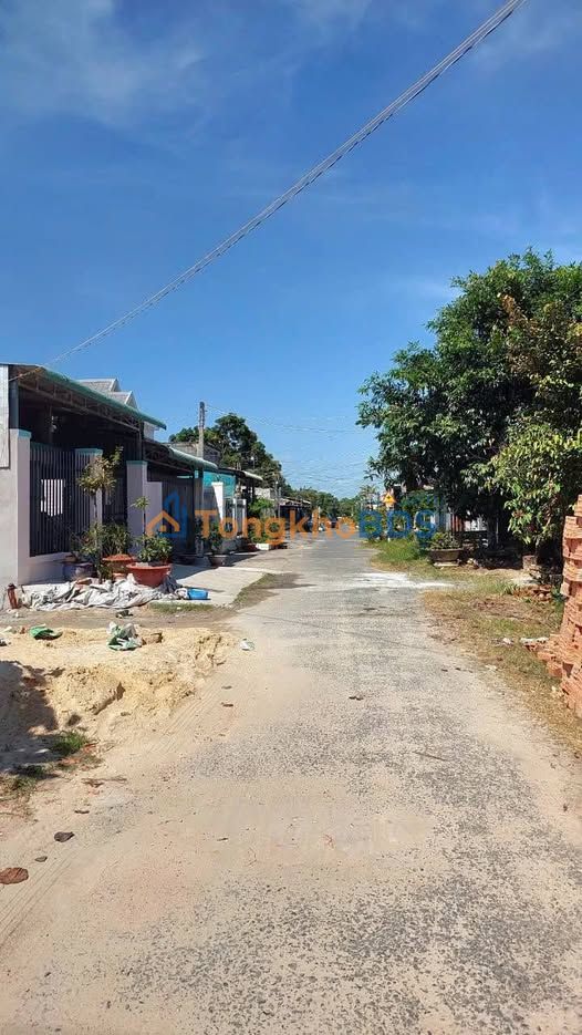 Bán Đất Thổ Cư 180m² Hướng Đông Tại Phường Long Hoa, Tây Ninh - Giá Tốt