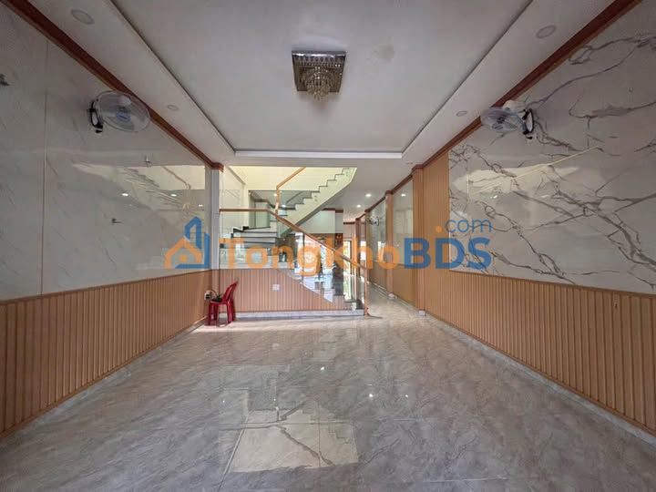 Nhà 1 Mê Phường Duy Tân, Kon Tum - 185m² Sổ Hồng Full Thổ Cư