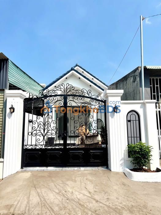 Nhà Mái Thái 3PN, 143m² Phường Hiệp Ninh, Tây Ninh - Giá 2.25 Tỷ