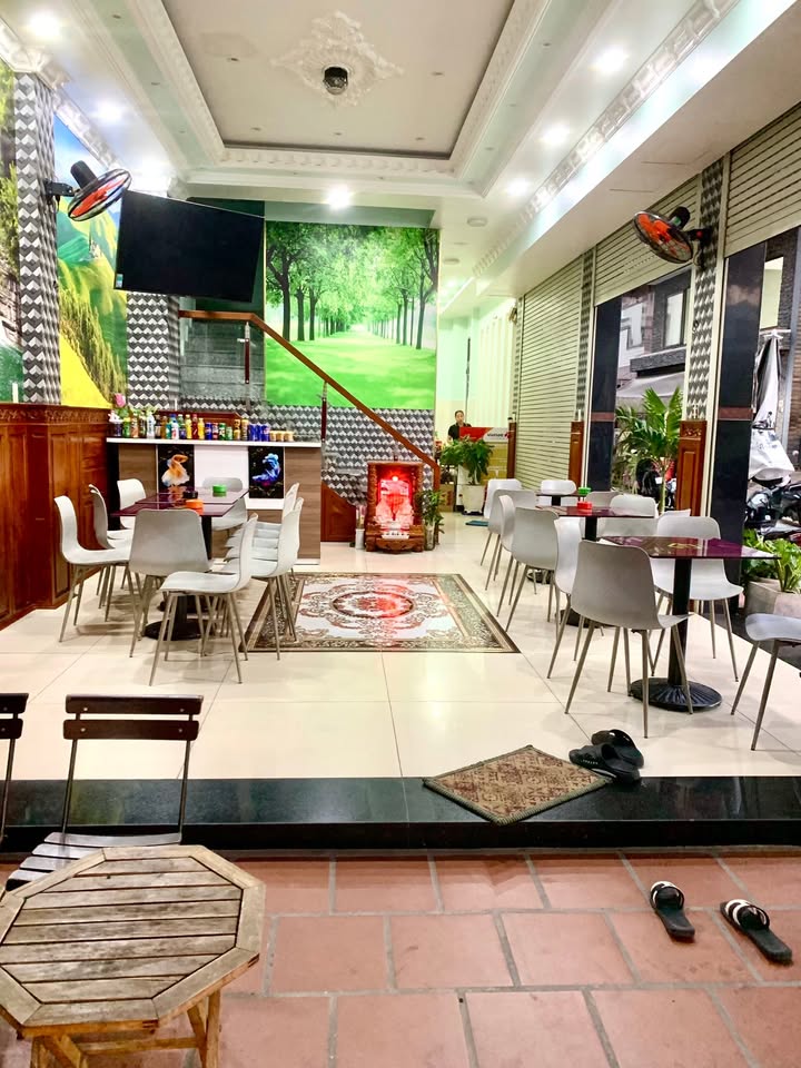 Cho thuê Nhà 102m² Tỉnh Lộ 10, Bình Tân - 10PN, Thang Máy, Phù hợp CHDV, VP, Kinh doanh