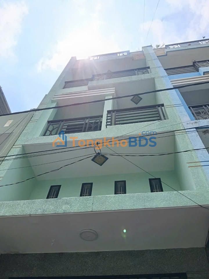 Nhà 4 Tầng Đường 8m Bình Phú Q6 - 4PN, Sân Thượng - Giá 12 Triệu