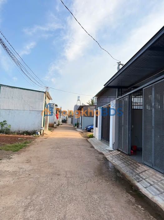 Đất nền Buôn Ma Thuột 110m² - Sổ đỏ thổ cư, ô tô tránh