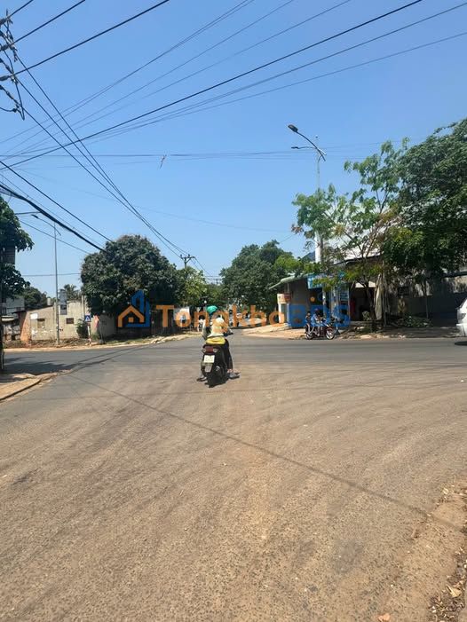 Đất Kinh Doanh 2 Mặt Tiền Đường 19/5, BMT - 135m², Giá 5.2 Tỷ