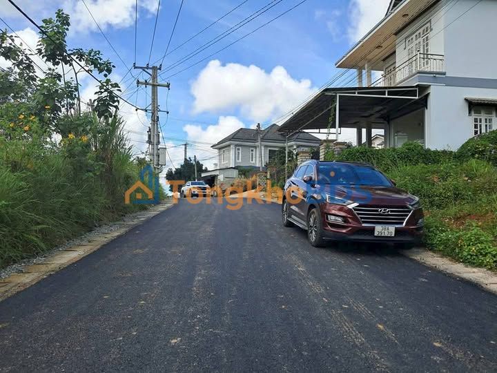 Đất Nền Đà Lạt 302m² - Sổ Nông Nghiệp, Quy Hoạch Thổ Cư, View Đồi Thông