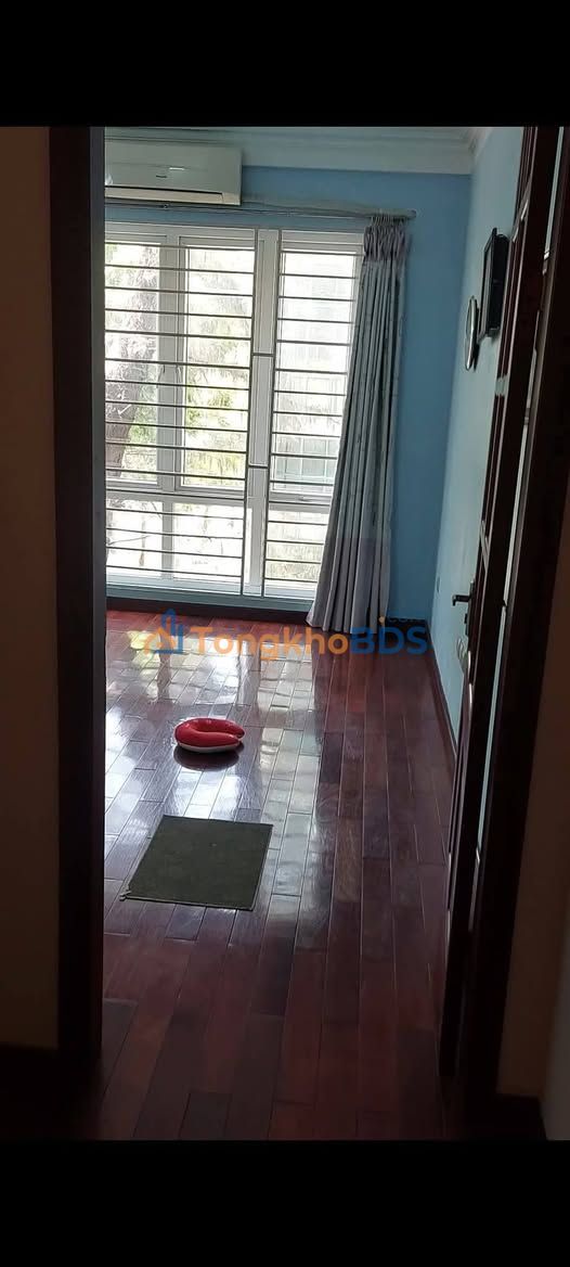 Cho thuê phòng Ngõ 199 Trần Quốc Hoàn - Gần ĐHSP - 18-20m²