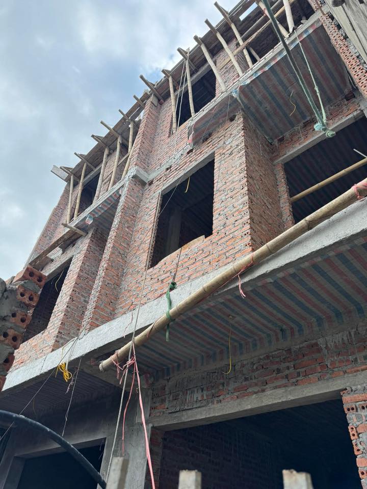 Bán Gấp Nhà Mới 47m² Tô Hiến Thành, Nam Định - 1.85 Tỷ