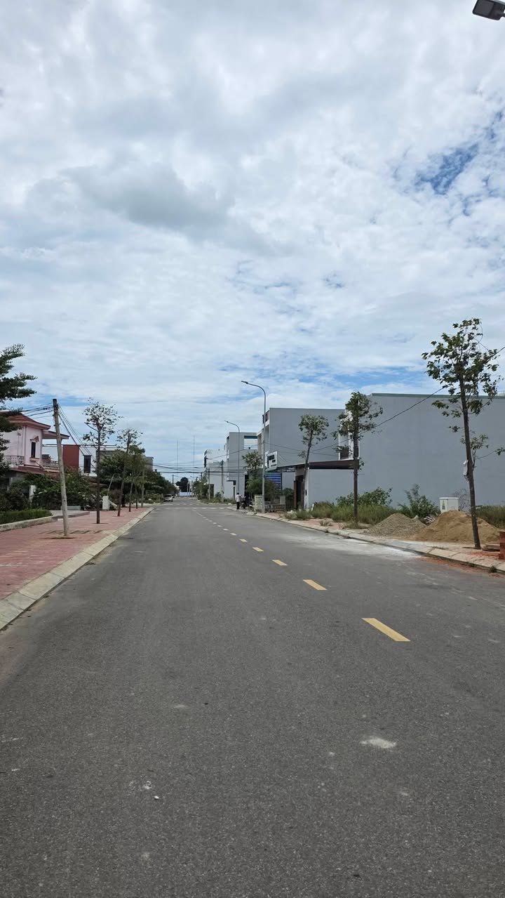 Đất nền Gò Vấp 100m² - Sổ hồng, đường 14m, ngay Công Viên Chu Văn An