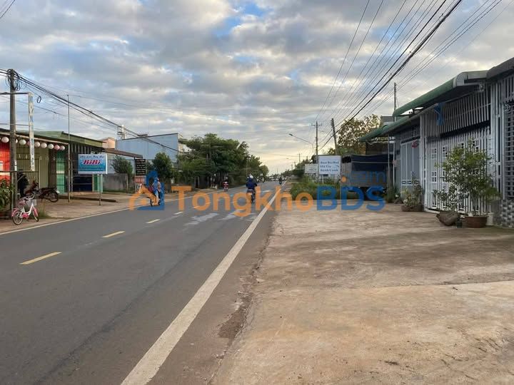 Nhà 2 Mặt Đường Nguyễn Văn Cừ, Di Linh - 150m² Thổ Cư, Giá 4.3 Tỷ