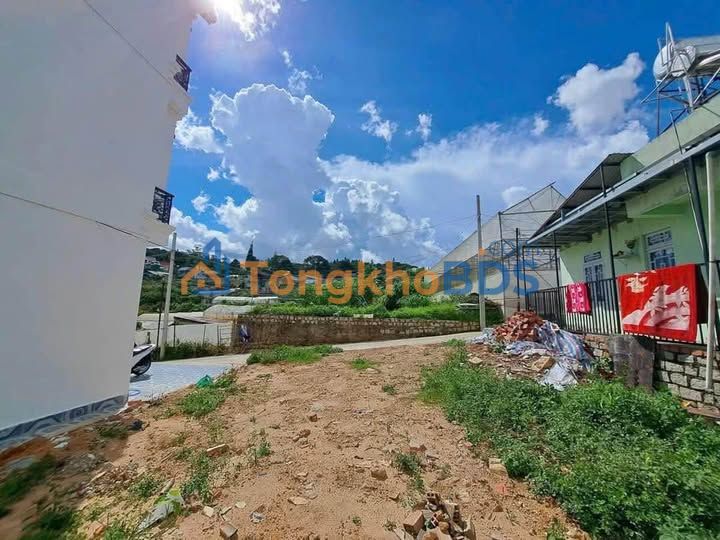 Đất Vàng Đà Lạt 197m² - Tặng GPXD 13 Căn Hộ, Giá 6.9 Tỷ