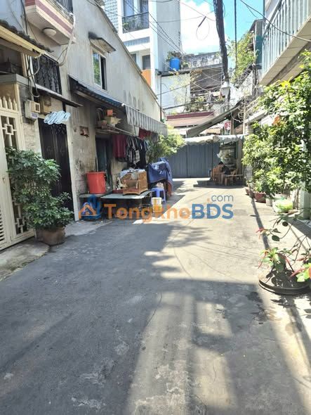 Nhà Hẻm Xe Hơi Lý Thường Kiệt Q10 - 30m2 Nở Hậu - 4.35 Tỷ