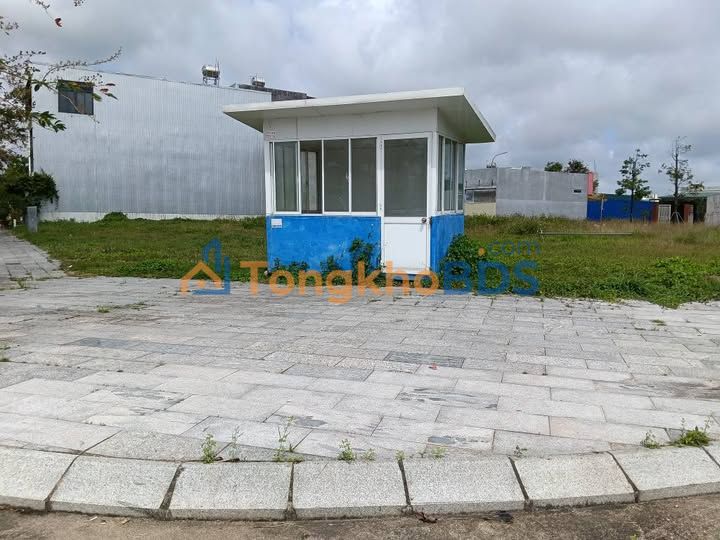 Đất Lô Góc KDC Sơn Tịnh 200m² - View Hồ, Kinh Doanh Đa Ngành, Giá 3.8 Tỷ