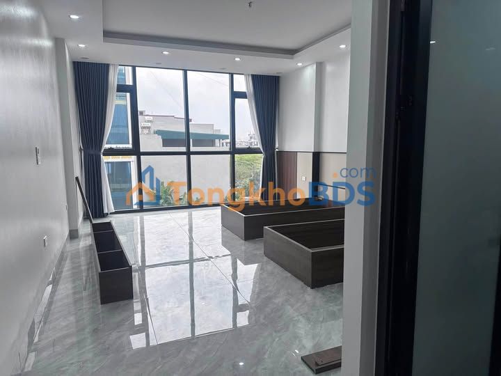 Cho Thuê Nhà 5 Tầng 6PN Full Nội Thất, Có Thang Máy Tại Từ Sơn, Bắc Ninh