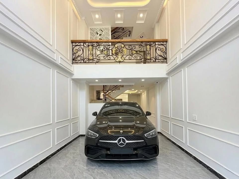 Nhà Mới Xây Nguyễn Văn Trỗi, Phú Nhuận - HXH 7 Chỗ, 50m², 5 Tầng - 12.9 Tỷ