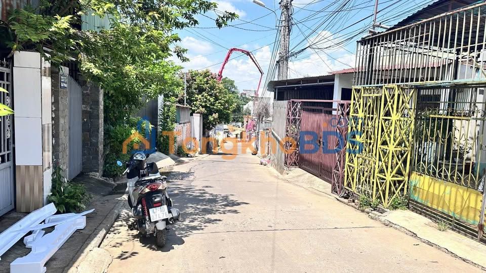 Đất thổ cư 330m² hẻm 33 Giải Phóng BMT - Giá 5.3 tỷ, kinh doanh tốt