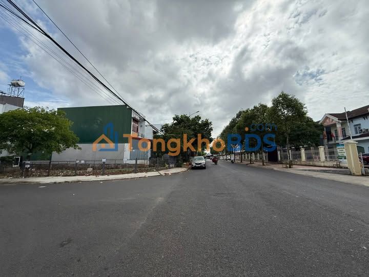 Đất Góc 2 Mặt Tiền Thủ Khoa Huân, BMT - 187m² Thổ Cư, Giá 12 Tỷ