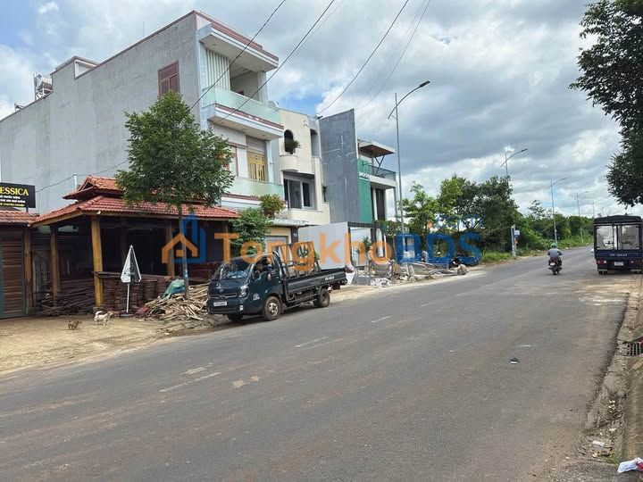 Mặt Tiền Kinh Doanh Đường Thủ Khoa Huân, Buôn Ma Thuột - 250m² Giá 9 Tỷ