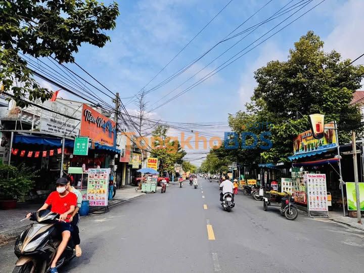 Nhà Mặt Tiền Kinh Doanh KP1 Tân Thiện, Đồng Xoài - 80m², Sổ Hồng Full Thổ Cư