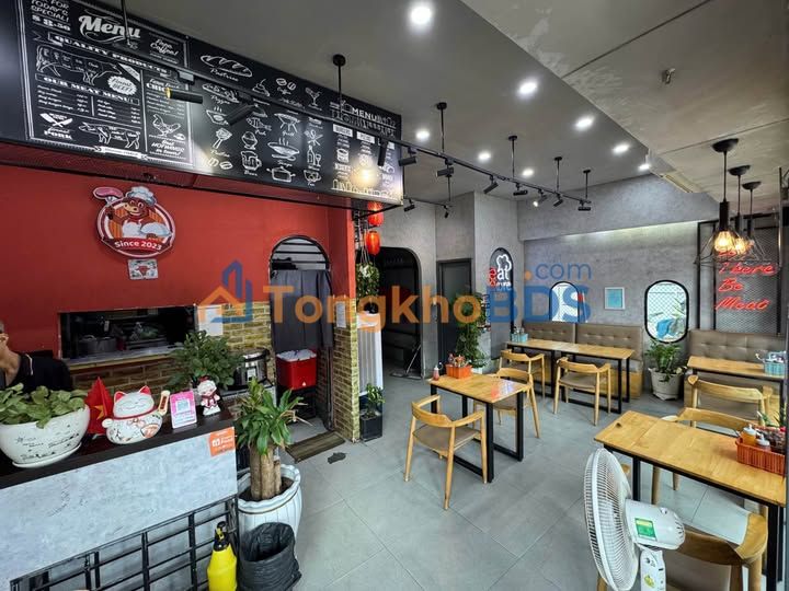 Sang Quán F&B Hiện Đại 120m² Nguyễn Ái Quốc, BH - Sẵn Sàng Kinh Doanh