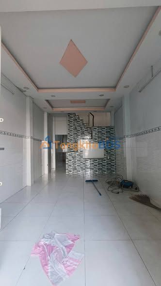 Nhà 2 Tầng 45m² Bình Tân, Hẻm 5M, Sổ Hồng, Giá 2.9 Tỷ