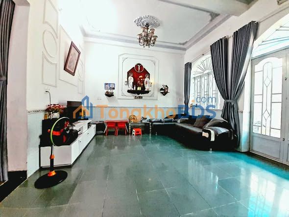 Nhà 102m² MT Tam Châu, Thủ Đức - 11 Tỷ, Sổ Riêng, Ở Ngay!