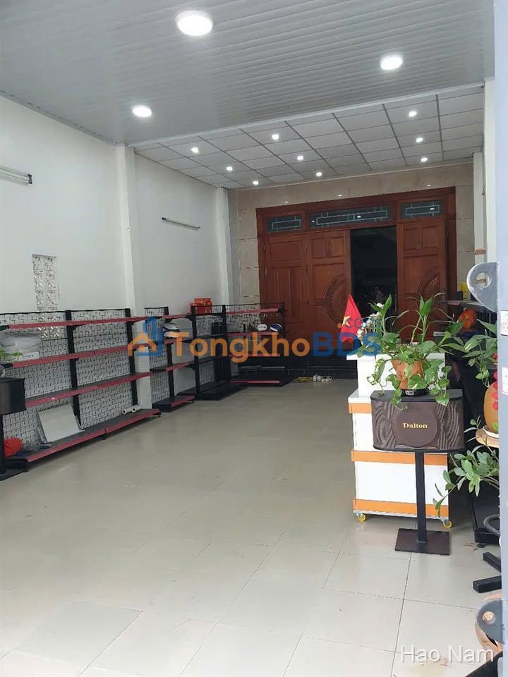 Cho thuê nhà Hà Huy Giáp, Q12 - 4PN Full Nội Thất, Xe Tải Vào Nhà