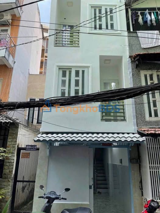 Nhà 45m² Bùi Thị Xuân, Quận 1 - 3 Tầng, 2PN, Giá 4.5 Tỷ