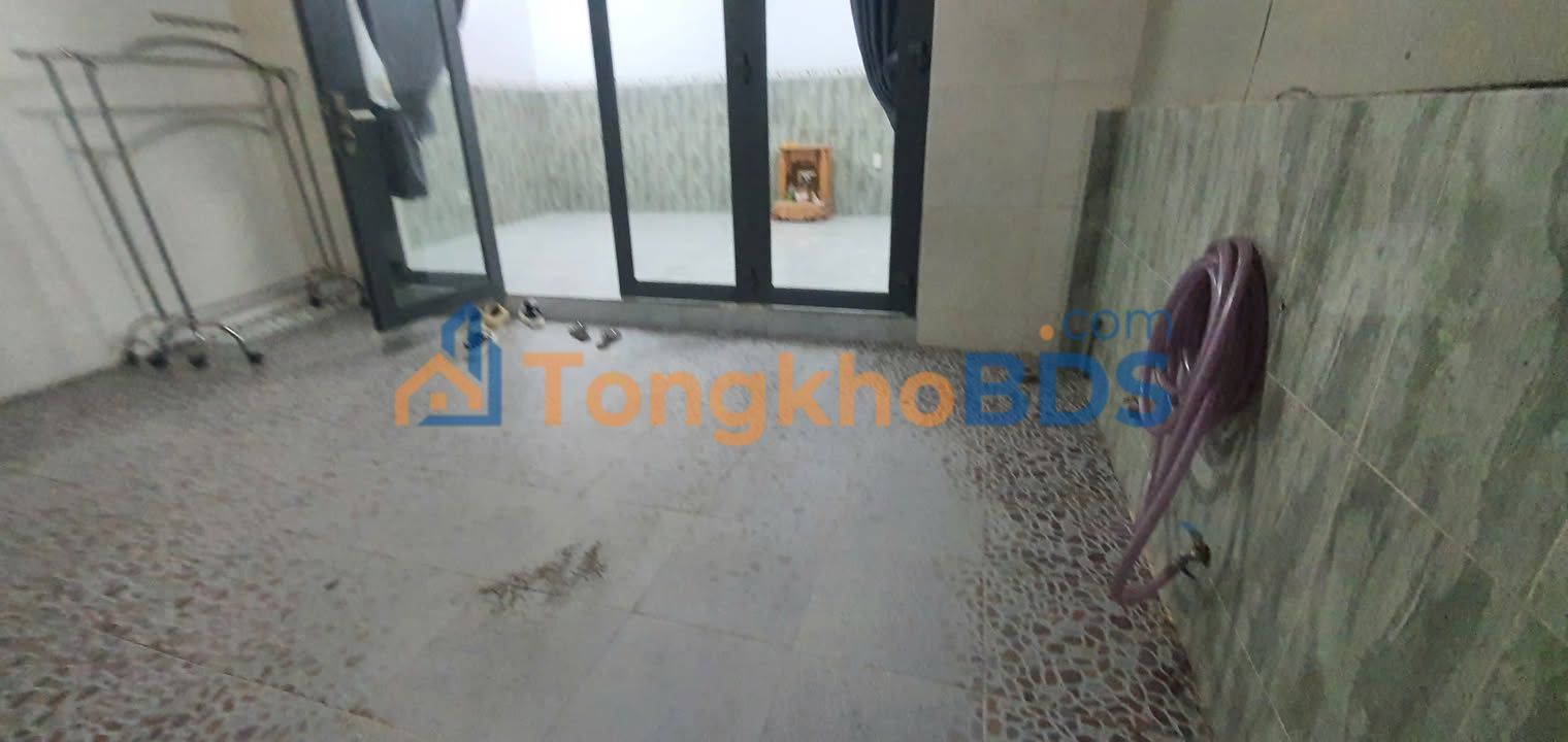 Nhà 2PN Cồn Dê, Diên Khánh - Sân Rộng, Nội Thất Đủ - Giá 4.5 Triệu/Tháng