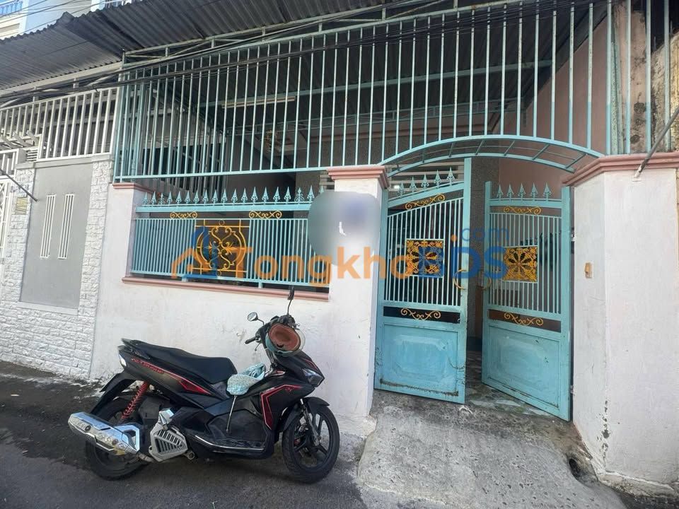Nhà Phố Mặt Tiền Hoàng Trinh, Nha Trang - 105m², 4PN, Gần Biển