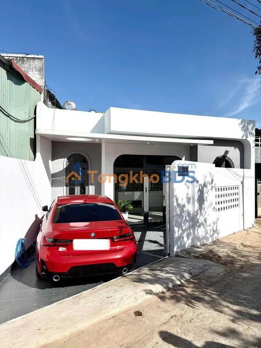 Nhà Duplex 110m² Buôn Ma Thuột - Ngay Trung Tâm, Sổ Hồng Sẵn Sàng