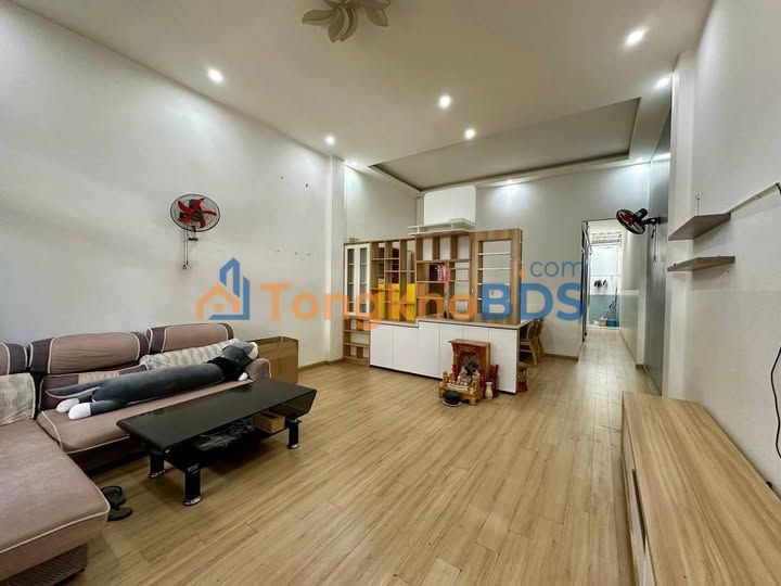 Cho thuê nhà hẻm ô tô Ama Khê, BMT - 2PN full nội thất - 5.5 triệu/tháng