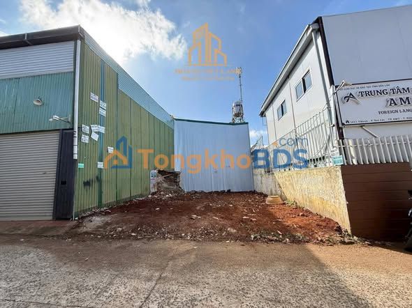 Đất Hẻm 143 Y Moan, BMT - 70m² Sổ Hồng Riêng, Ô Tô Tránh Nhau