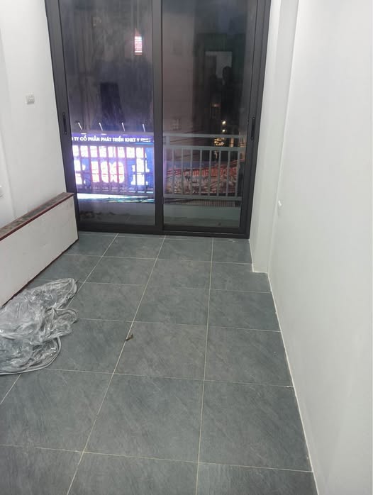 Nhà Mặt Phố Hoàng Hoa Thám 60m² 5T - Kinh Doanh Tốt, Vỉa Hè Rộng