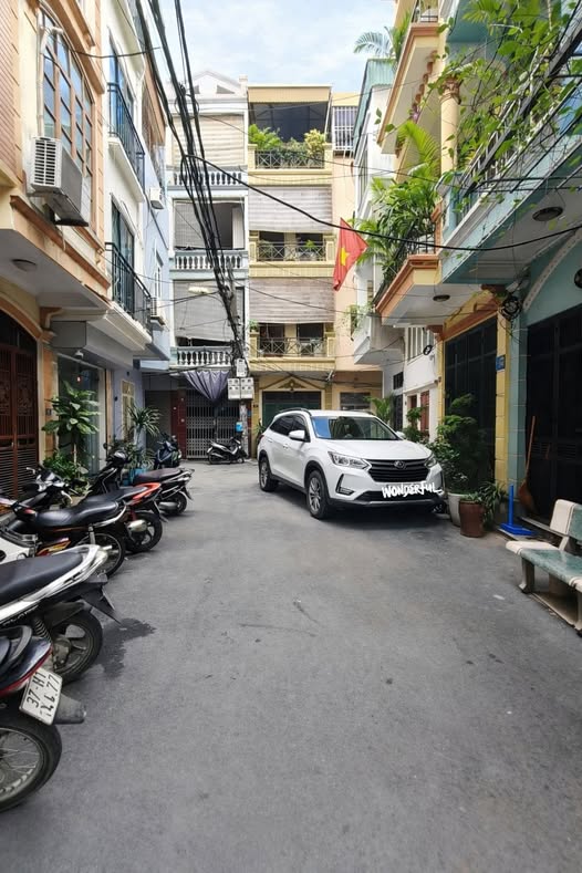 Nhà Phố Ngô Quyền Hà Đông 4 Tầng, Ô tô Đỗ Cửa, Giá Tốt