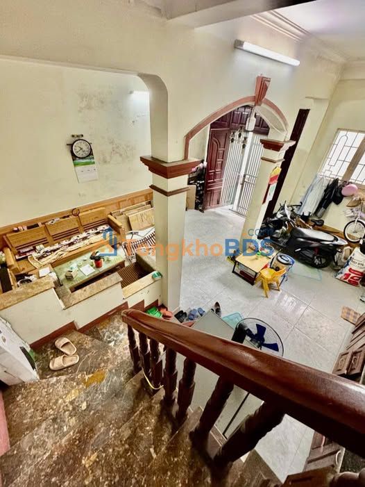 Nhà Góc Hồ Tùng Mậu, Cầu Giấy - 140m² x 4 Tầng, Ô tô vào nhà, Kinh doanh - 9 Tỷ