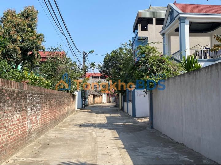 Đất Nền Quảng Bình 92m² - Sổ Đỏ Sẵn Sàng Giao Dịch, Giá 2 Tỷ